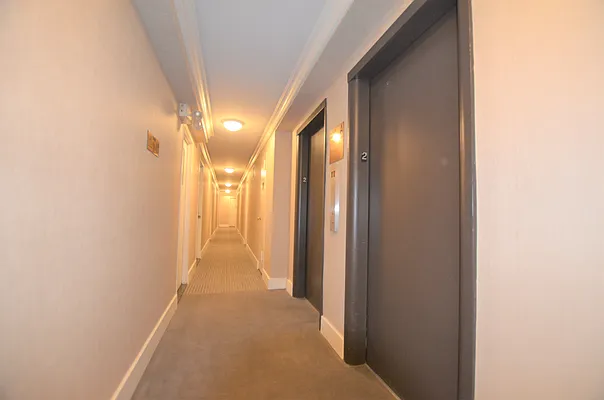 Rented by Manhattan Realty Group | media 7