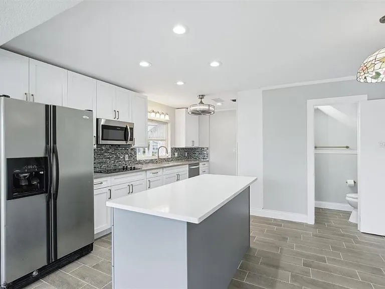 8706 Elmwood Ln — Photo 8