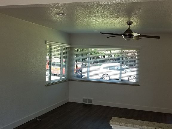 4th image of 740 19th St