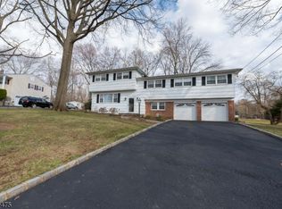 168 Robbins Ave, Berkeley Heights, NJ 07922