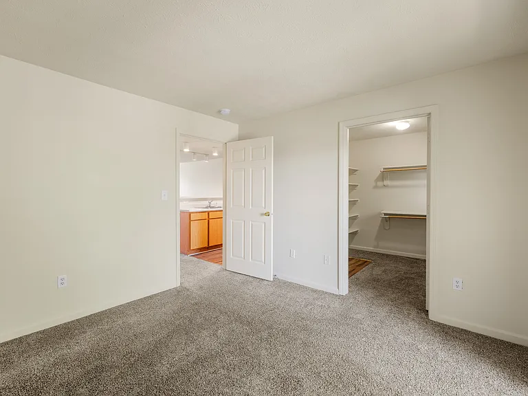 Springview Apartments — Photo 42