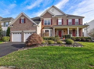8715 Lords View Loop, Gainesville, VA 20155