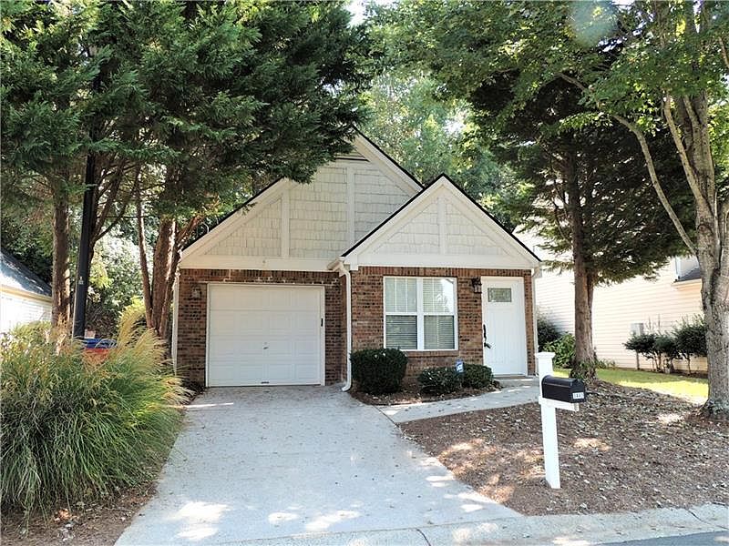 1st image of 3445 Maple Valley Dr
