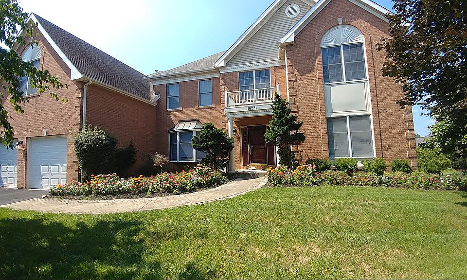 1st image of 10221 Lakestone Pl