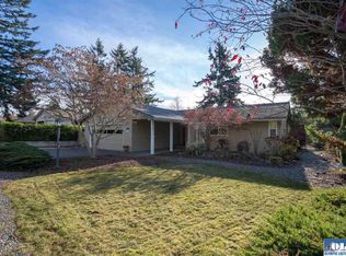 180 Sunland Dr, Sequim, WA 98382