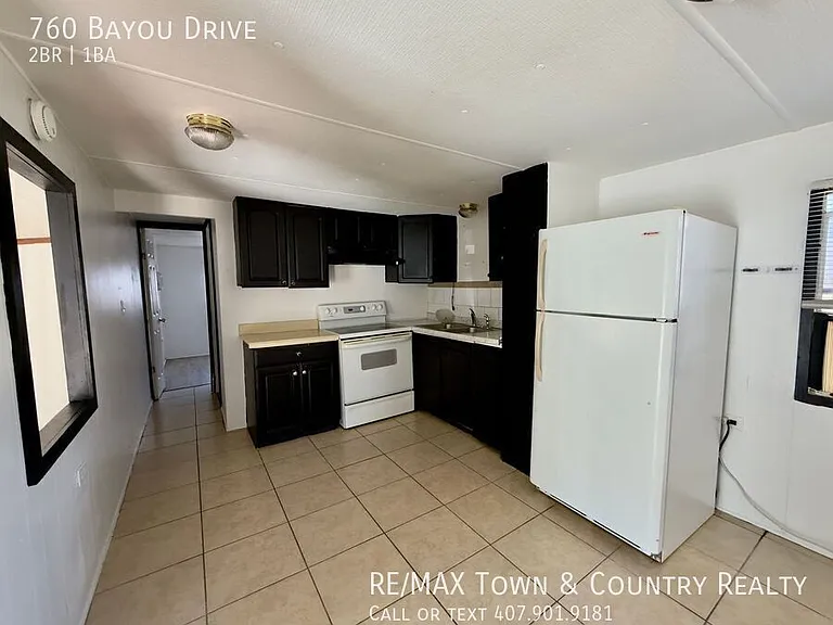 760 Bayou Dr — Photo 6