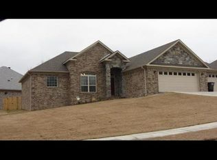 1407 Lost Creek Dr, Jacksonville, AR 72076