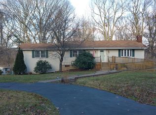 450 Warner Hill Rd, Stratford, CT 06614