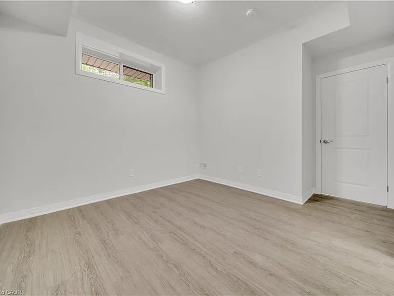 25 Isherwood Ave #B21 — Photo 16