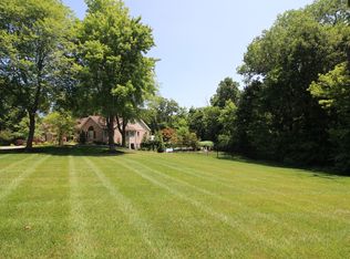 6 Oakhill Dr, Collinsville, IL 62234
