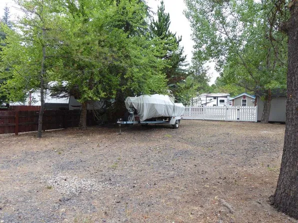 24 E St, Cascade, ID 83611