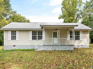 131 McKinney Dr, Gurley, AL 35748
