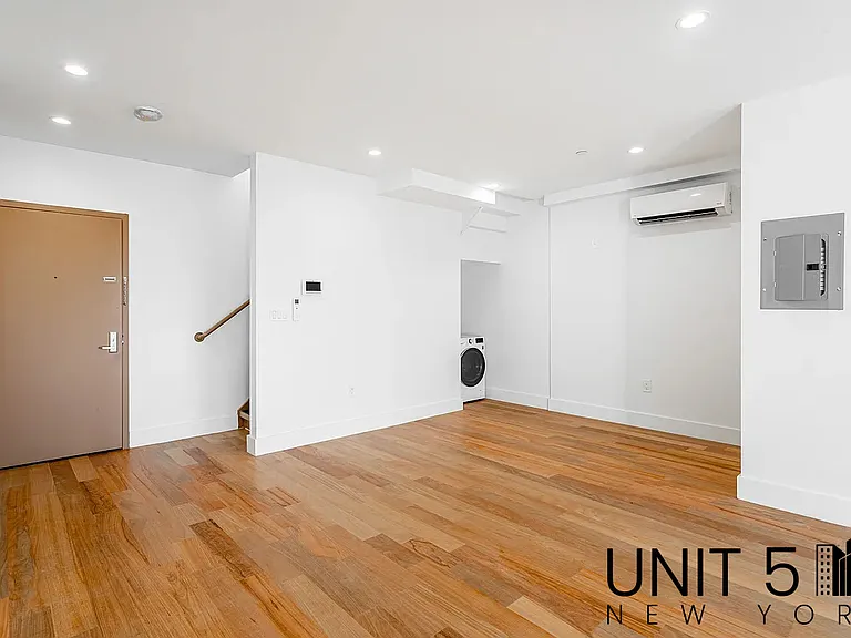 169 Malcolm X Blvd #4A — Photo 4