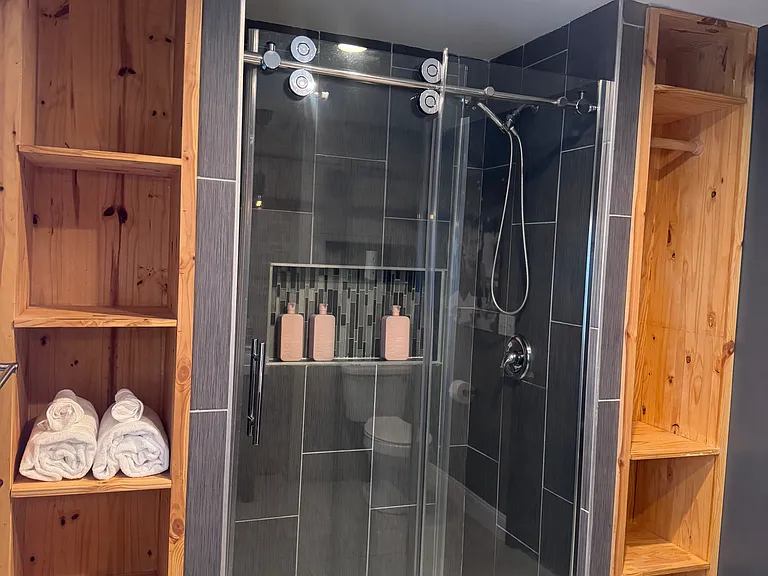 8 Thomas St #2A — Photo 8