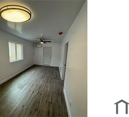 1551 E 106th St #B — Photo 1