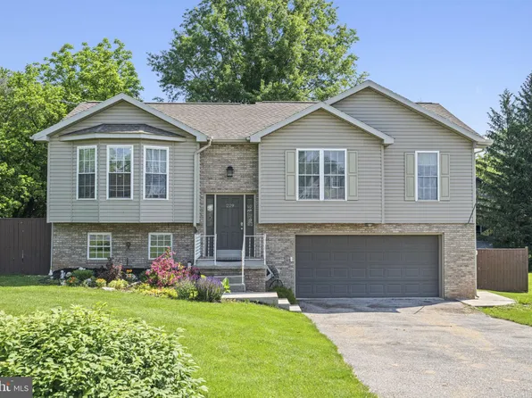 229 Copenhaffer Rd, York, PA 17404