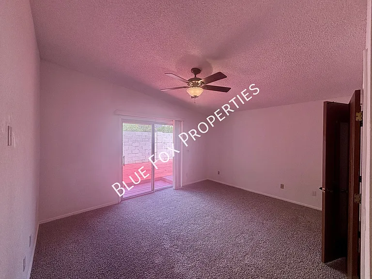 7551 E La Cienega Dr — Photo 12