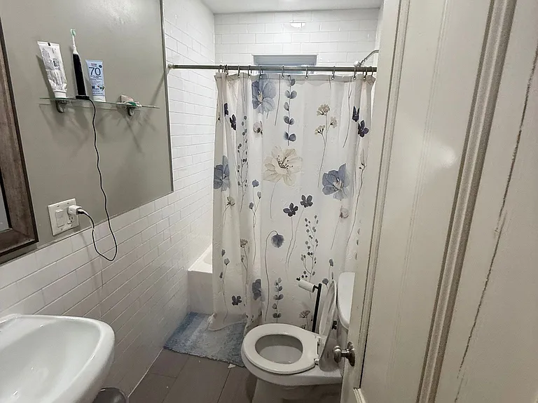23 Evergreen St #1 — Photo 5