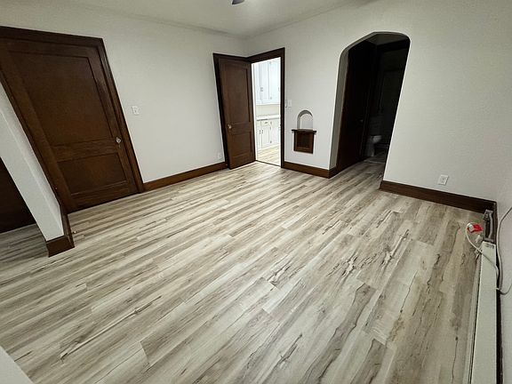 5th image of 1721 15th St APT 4