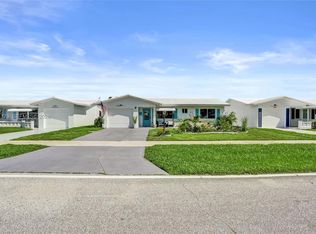 2083 SW 13th Ave, Boynton Beach, FL 33426