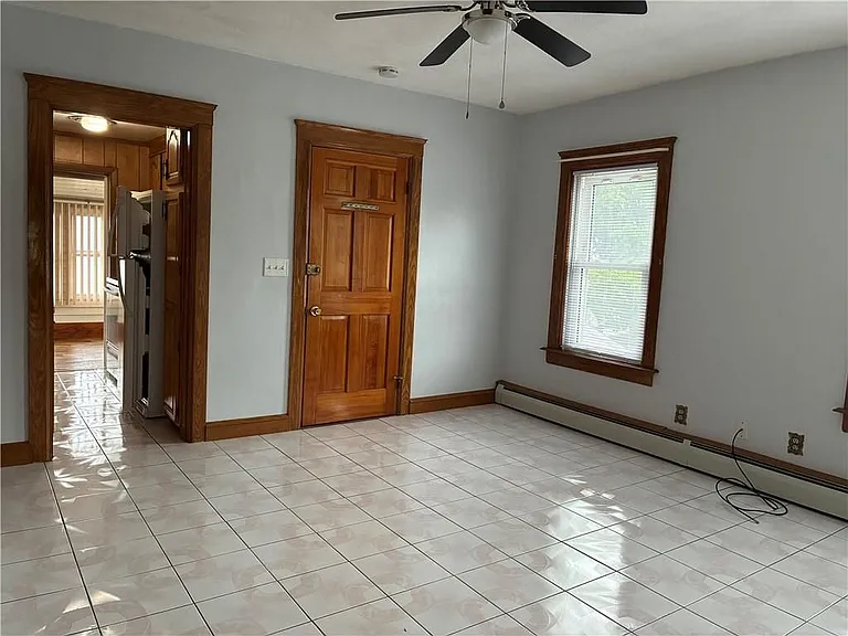 56 Hatfield St — Photo 7