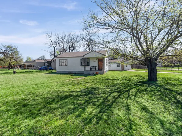 2807 S Montreal Ave, Dallas, TX 75224