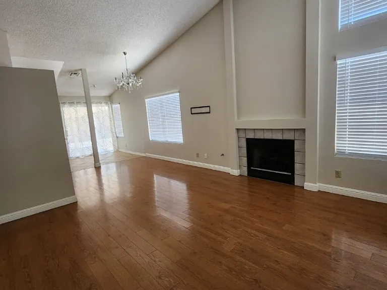 1253 Finale Ln — Photo 5