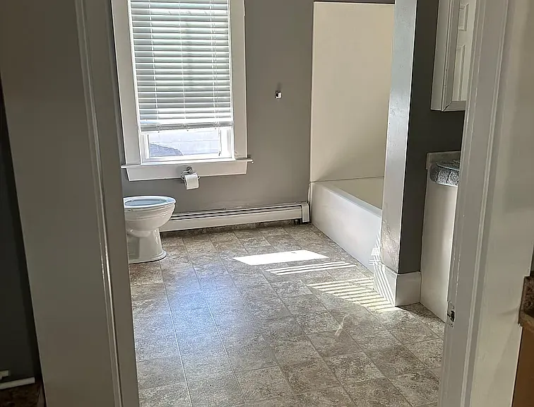 19 Adams St #2A — Photo 3