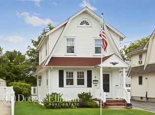 9 Lee Ave, Albertson, NY 11507