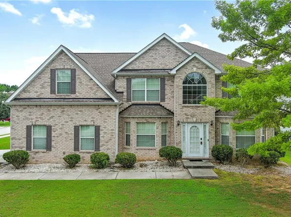 1441 Saint George Pl, Conyers, GA 30012