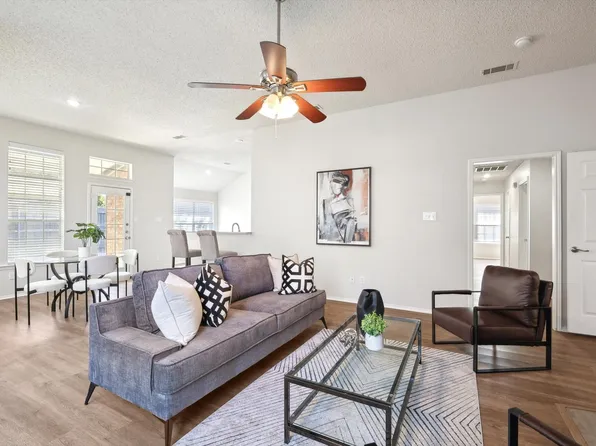 736 Bluebonnet Dr, Hurst, TX 76053