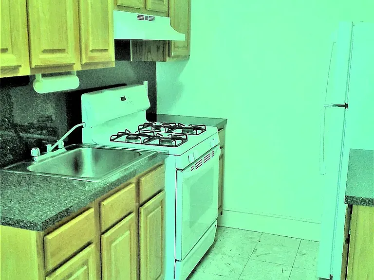 60-05 44th Ave #2A — Photo 2