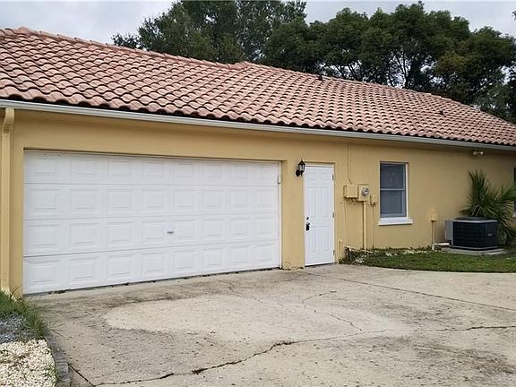 2nd image of 9108 Pebble Creek Dr