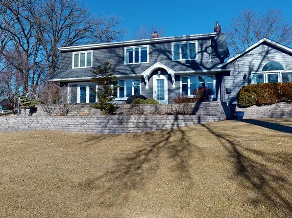 201 S Ln, Albert Lea, MN 56007