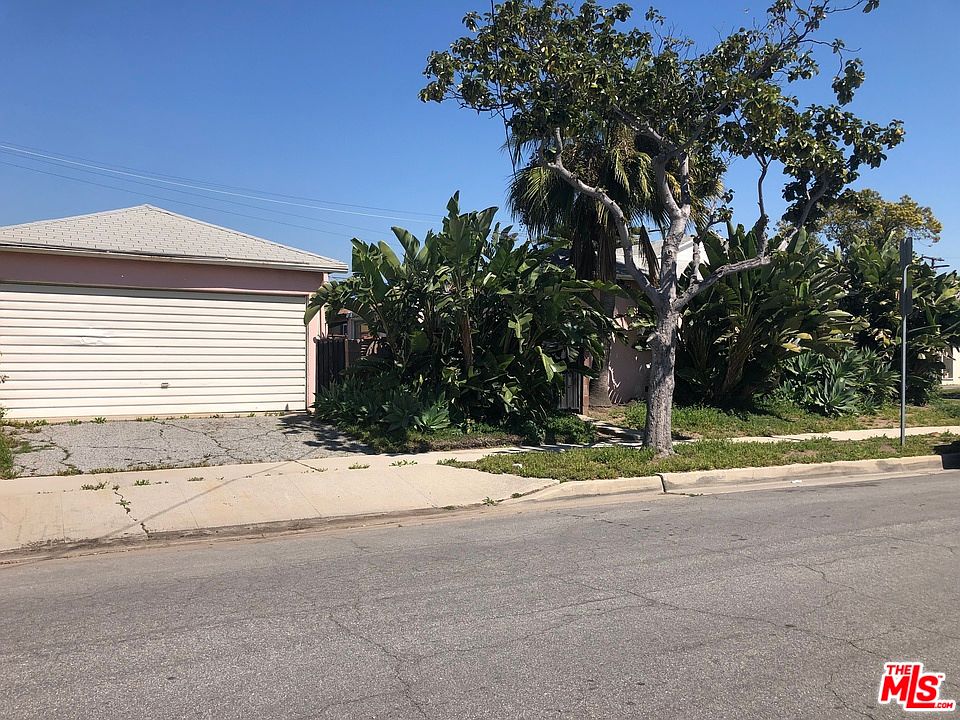 2nd image of 701 N Nestor Ave