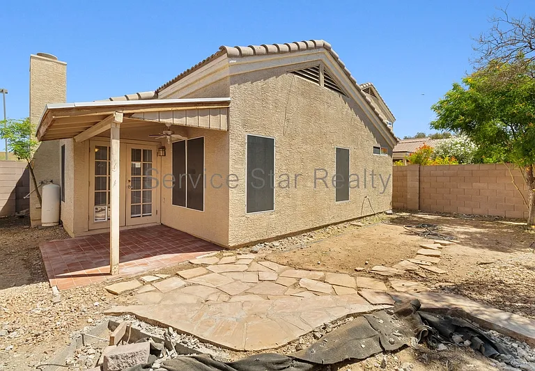 3039 E Hononegh Dr — Photo 20