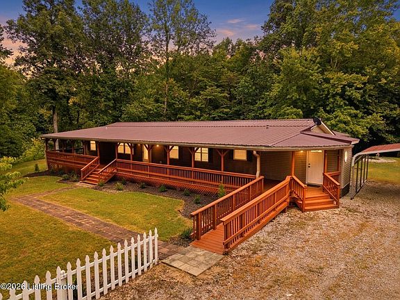 2nd image of 1761 Wonderland Rd
