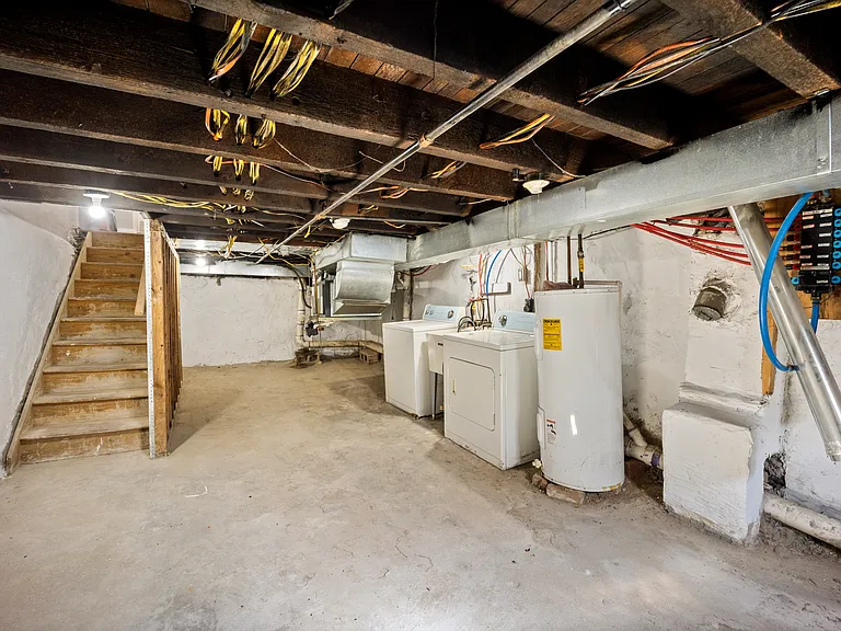 2043 Pierce St — Photo 23