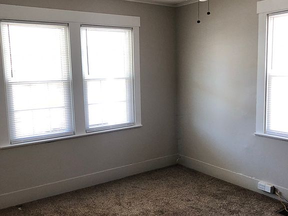 4th image of 9032 Pilot Ave