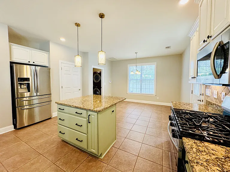 3571 Brampton Dr — Photo 15