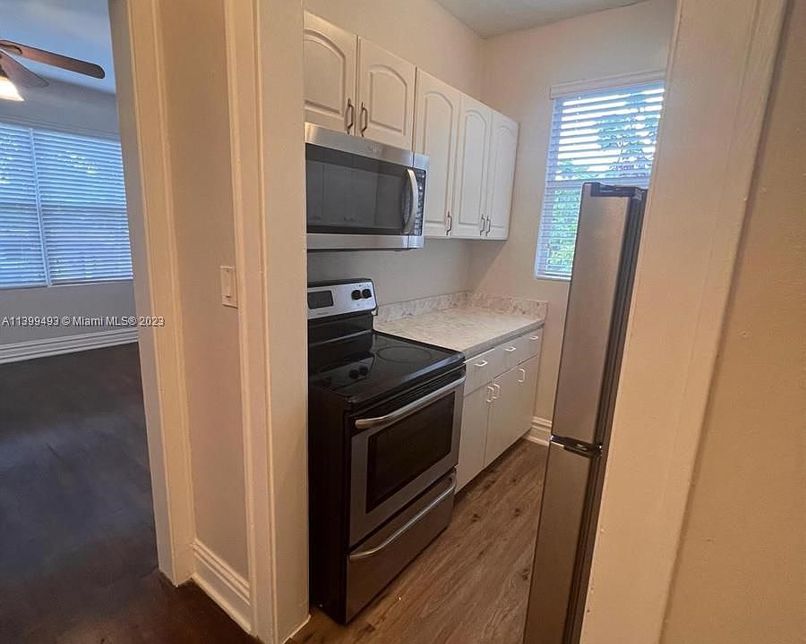 1st image of 344 Mendoza Ave APT 6