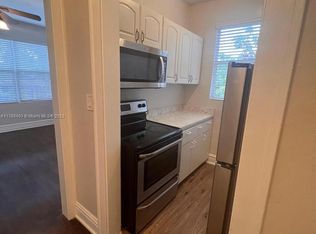 344 Mendoza Ave APT 6, Miami, FL 33134