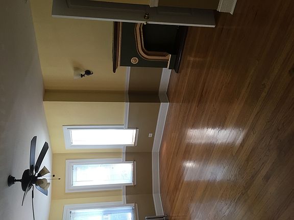 3rd image of 7942 S Essex Ave APT 1