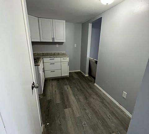 5th image of 3303 Wood Ave