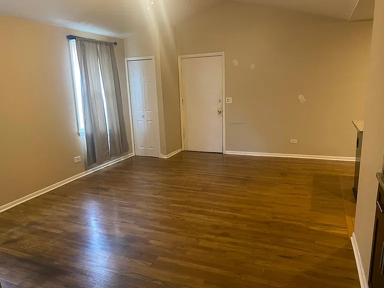3119 S 50th Ct — Photo 8