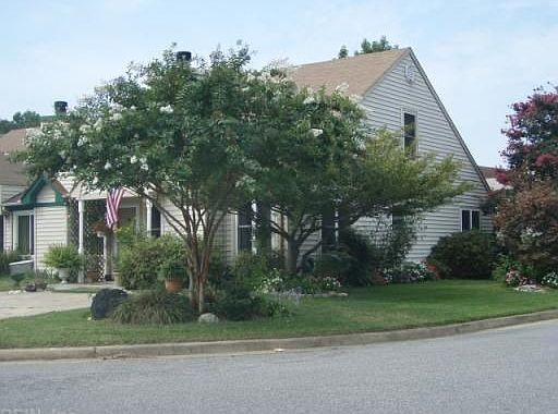 1st image of 417 Biltmore Ct