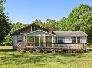 155 Dixie Ln, Mountain rest, SC 29664