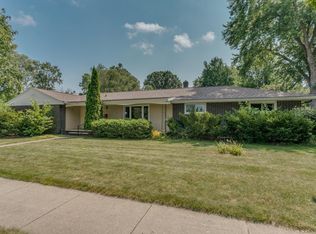 915 E Grant St, Appleton, WI 54911