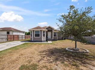 411 Tower Hills St, Alamo, TX 78516