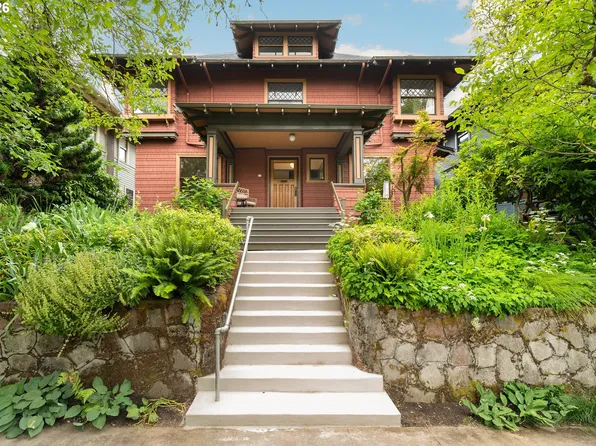 50 NE Fargo St, Portland, OR 97212